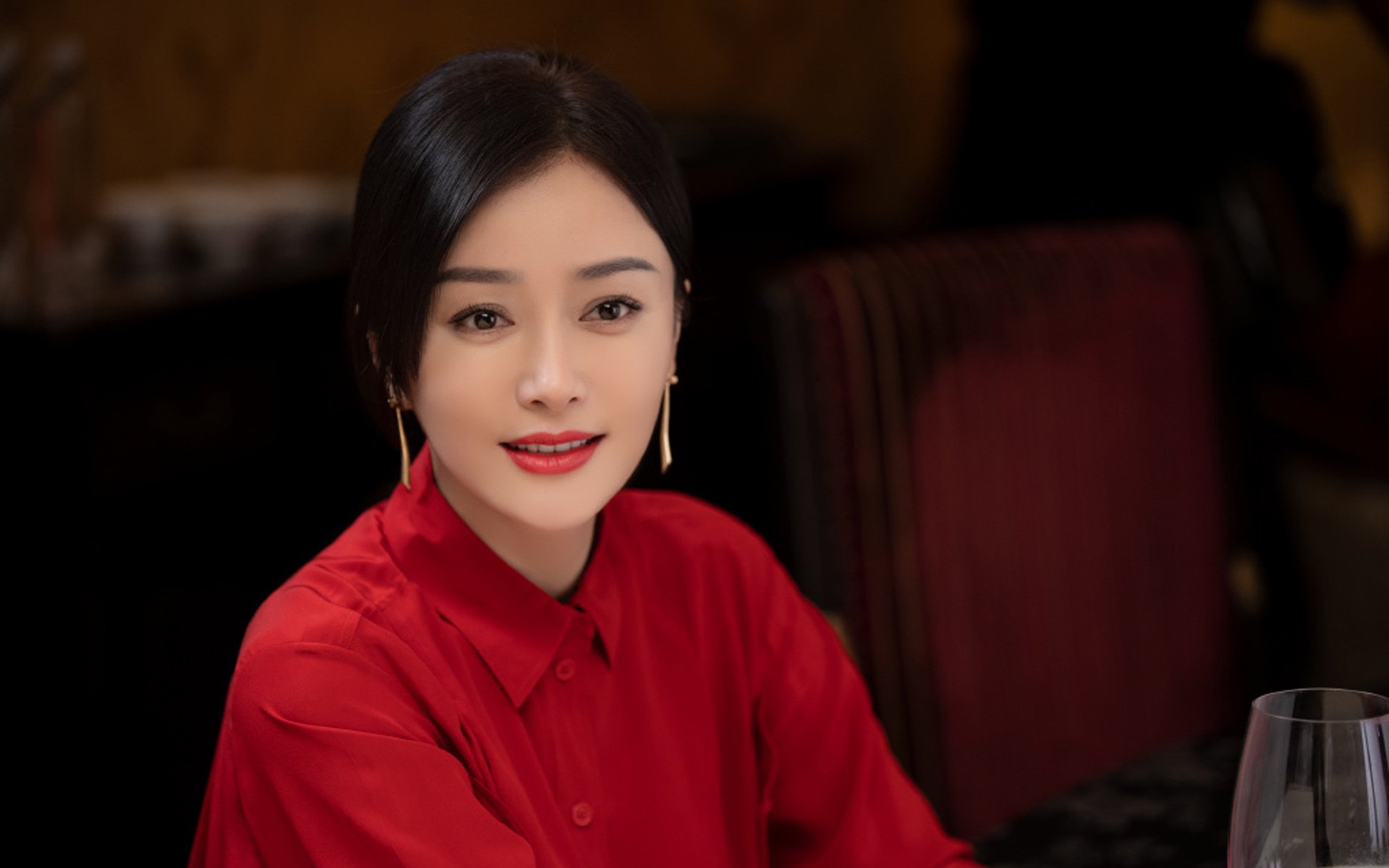 钢材价格持续下跌说明什么问题(钢材价格还会继续跌吗)